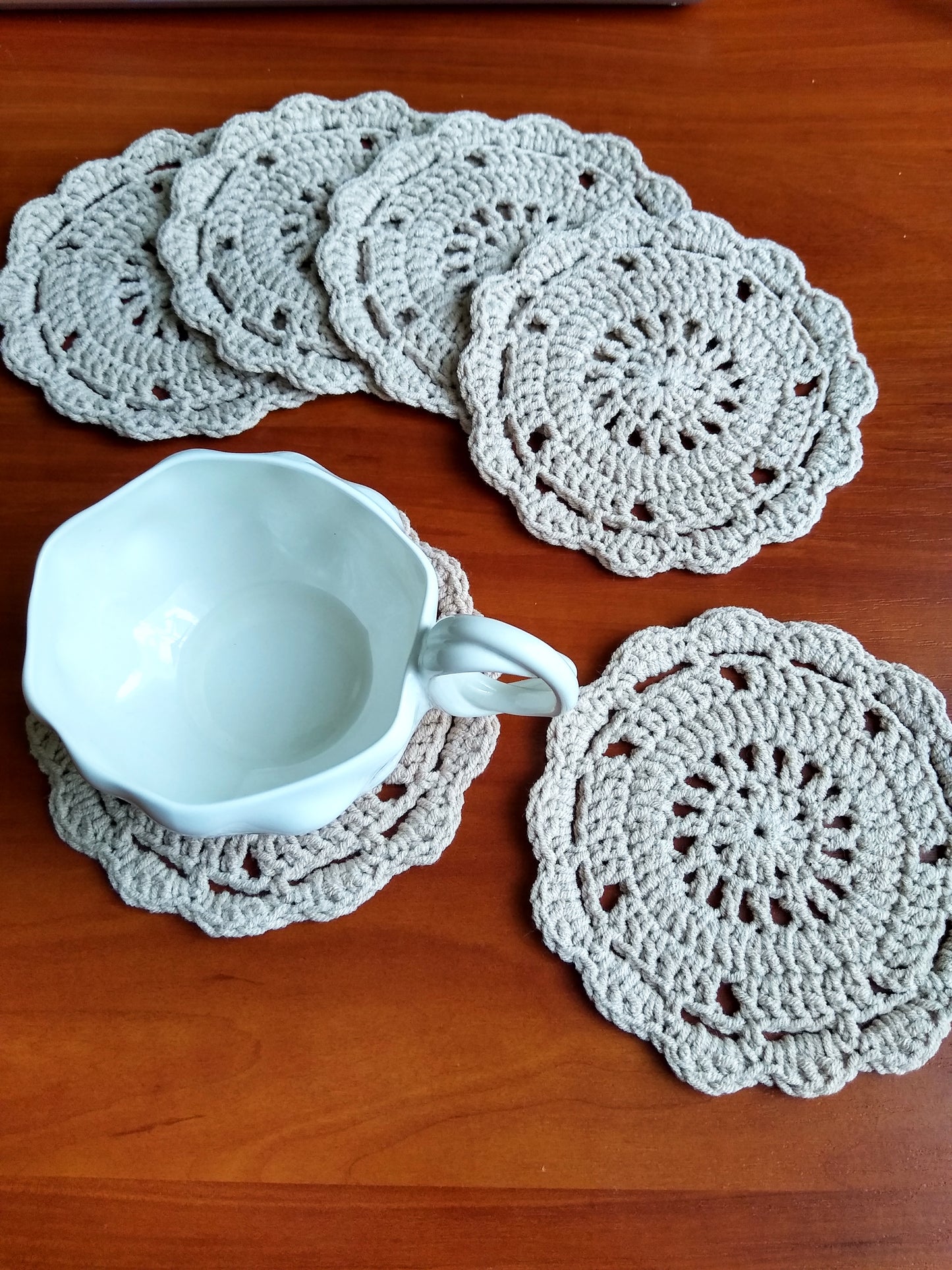 🍽️ N°8 Crochet Coasters