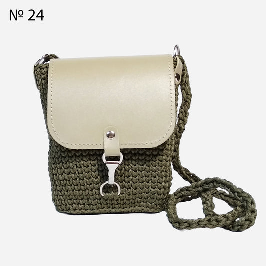 👝 N°24 A Small Handbag with a Long Handle